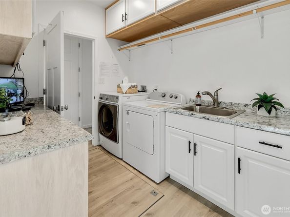 12300 17th Place NE, Lake Stevens WA 98258