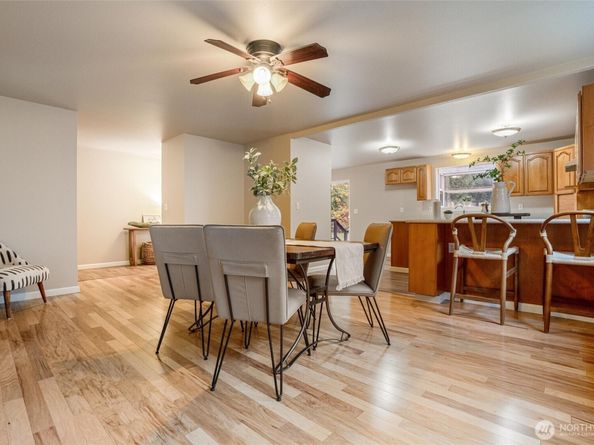 5735 SE Alpine Road, Olalla WA 98359