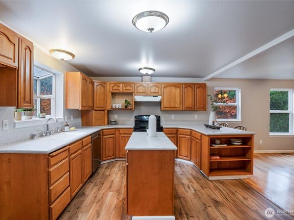 5735 SE Alpine Road, Olalla WA 98359