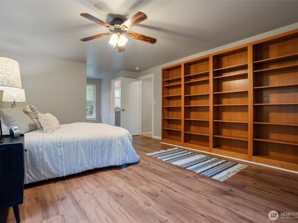 5735 SE Alpine Road, Olalla WA 98359