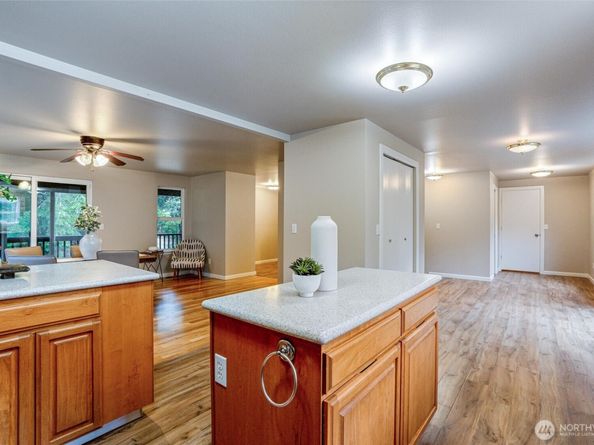 5735 SE Alpine Road, Olalla WA 98359