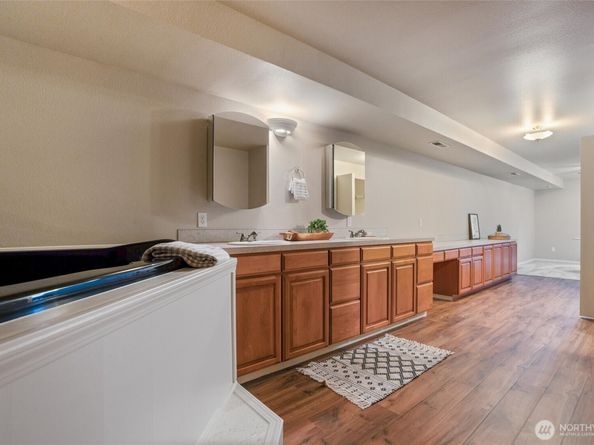 5735 SE Alpine Road, Olalla WA 98359