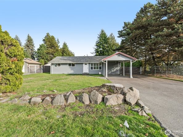 9321 Sharon Drive, Everett WA 98204