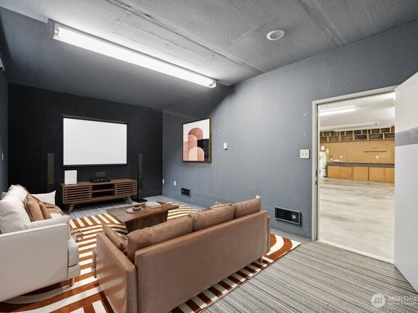 9321 Sharon Drive, Everett WA 98204