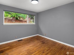 1221 Coronado Place, Edmonds WA 98020