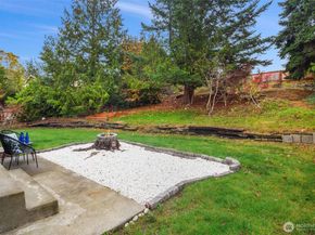 1221 Coronado Place, Edmonds WA 98020