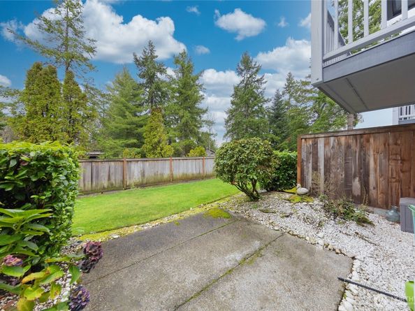 10001 NE 12th ST 110, Bellevue WA 98004