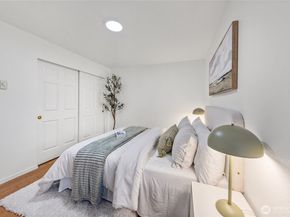 10001 NE 12th ST 110, Bellevue WA 98004