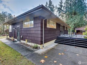 7575 Chico Way NW, Bremerton WA 98312