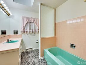 7575 Chico Way NW, Bremerton WA 98312