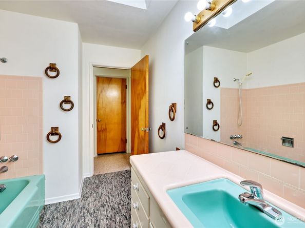 7575 Chico Way NW, Bremerton WA 98312