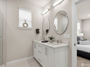 13254 NE 143rd Court 31, Woodinville WA 98072