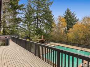 16521 NE 1st Place, Bellevue WA 98008