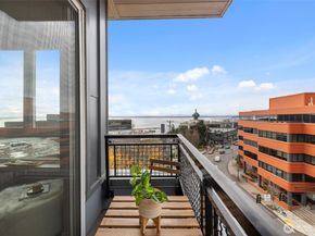 3104 Western Avenue 620, Seattle WA 98121