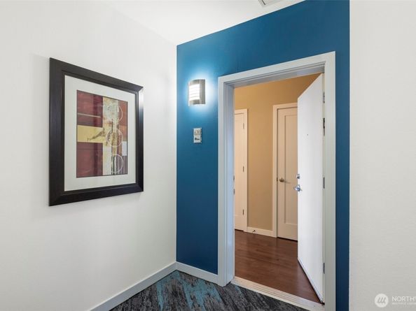 3104 Western Avenue 620, Seattle WA 98121