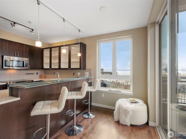 3104 Western Avenue 620, Seattle WA 98121