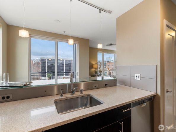 3104 Western Avenue 620, Seattle WA 98121