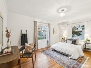 1407 1st Avenue N, Seattle WA 98109