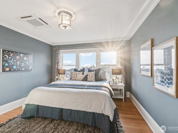 1407 1st Avenue N, Seattle WA 98109