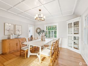 1407 1st Avenue N, Seattle WA 98109