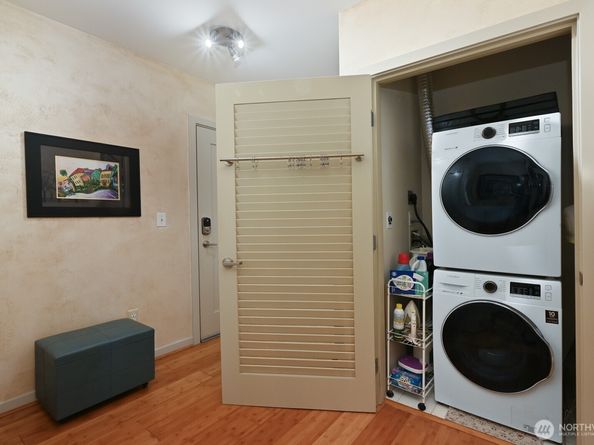 1530 NW Market Street 412, Seattle WA 98107