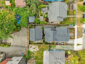 1415 29th Avenue C, Seattle WA 98122