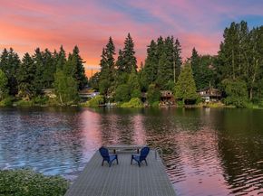 19428 Aurora Avenue N 332, Shoreline WA 98133