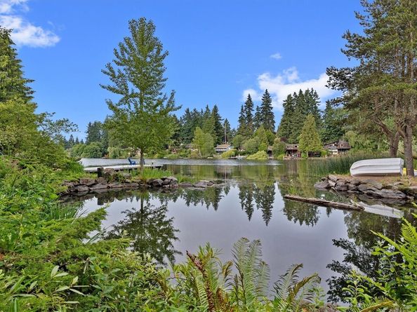 19428 Aurora Avenue N 332, Shoreline WA 98133