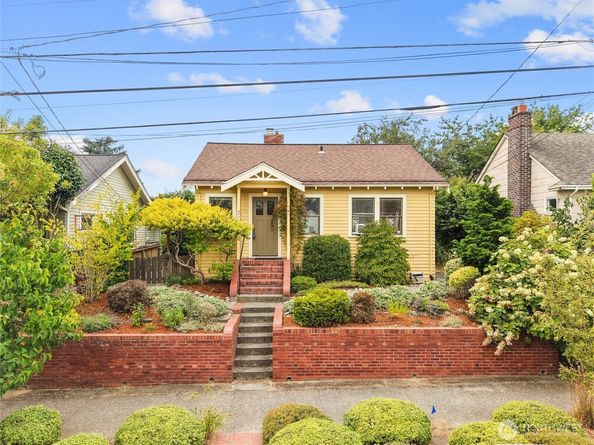 8333 17th Avenue NW, Seattle WA 98117