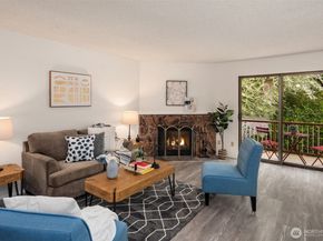 14132 74th Place NE 16D, Kirkland WA 98034