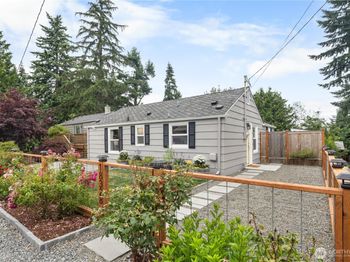 18328 15th Place NE