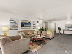 1100 Ave NE Harrington Avenue NE 211, Renton WA 98056
