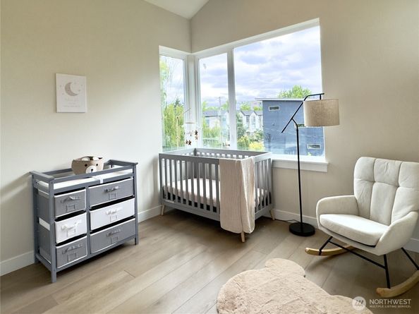 6945 42nd Avenue S, Seattle WA 98118