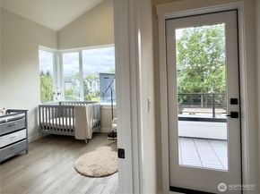 6945 42nd Avenue S, Seattle WA 98118