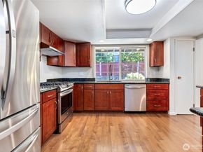 10325 33rd Avenue SE, Everett WA 98208