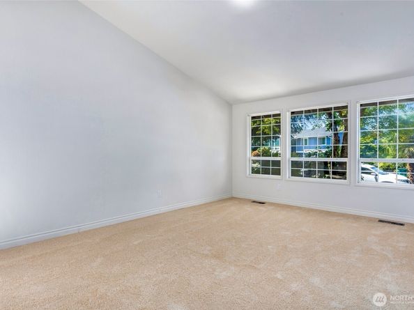 10325 33rd Avenue SE, Everett WA 98208
