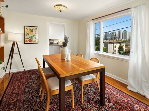 228 Aloha Street 403, Seattle WA 98109