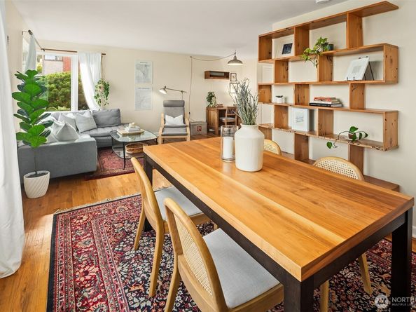 228 Aloha Street 403, Seattle WA 98109