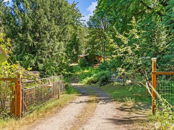 8817 Clearwater Lane SE, Port Orchard WA 98367