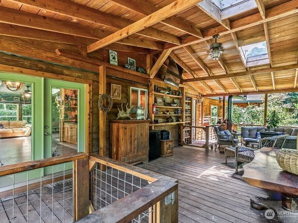 8817 Clearwater Lane SE, Port Orchard WA 98367
