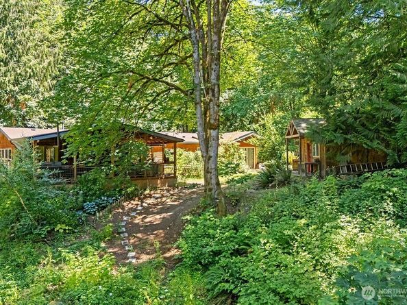 8817 Clearwater Lane SE, Port Orchard WA 98367