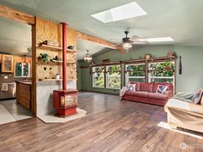 8817 Clearwater Lane SE, Port Orchard WA 98367