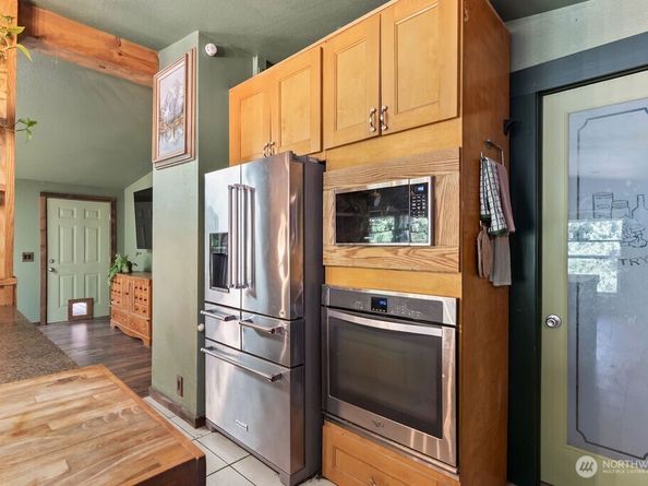 8817 Clearwater Lane SE, Port Orchard WA 98367