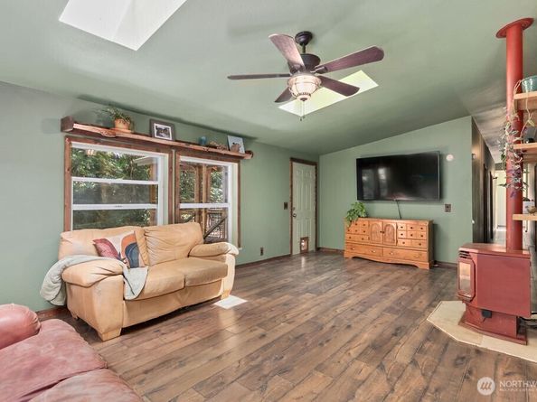 8817 Clearwater Lane SE, Port Orchard WA 98367
