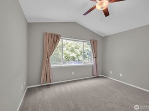 19168 110th Place SE 19168, Renton WA 98055