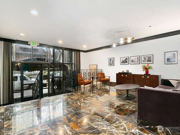 1105 Spring Street 701, Seattle WA 98104