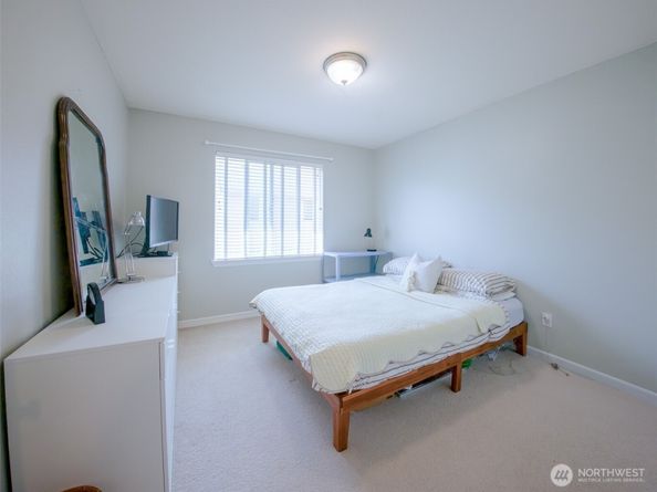 36010 11th Avenue SW, Federal Way WA 98023