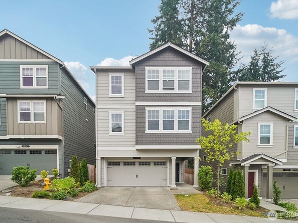 1320 131st Place SW 9, Everett WA 98204