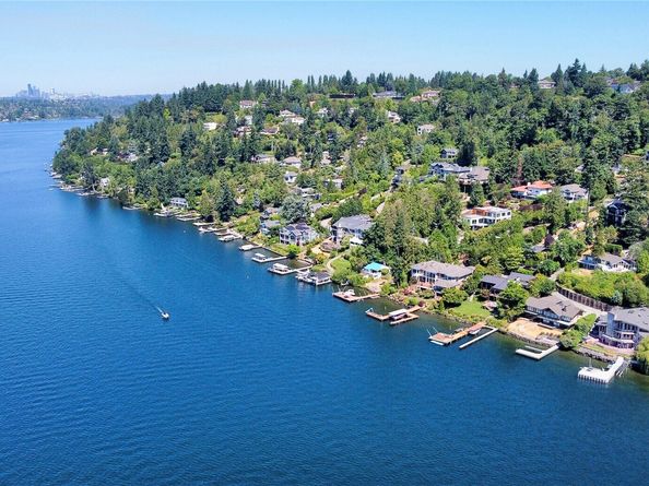 8281 W Mercer Way, Mercer Island WA 98040