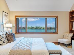 8281 W Mercer Way, Mercer Island WA 98040